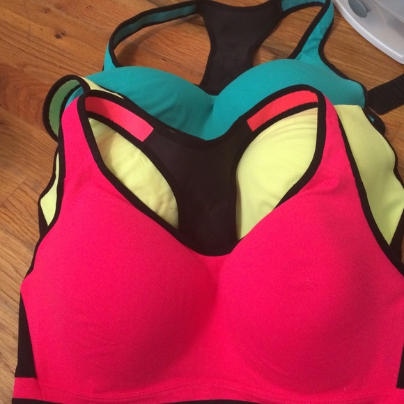 36dd VSX sports bras worn 2x each
