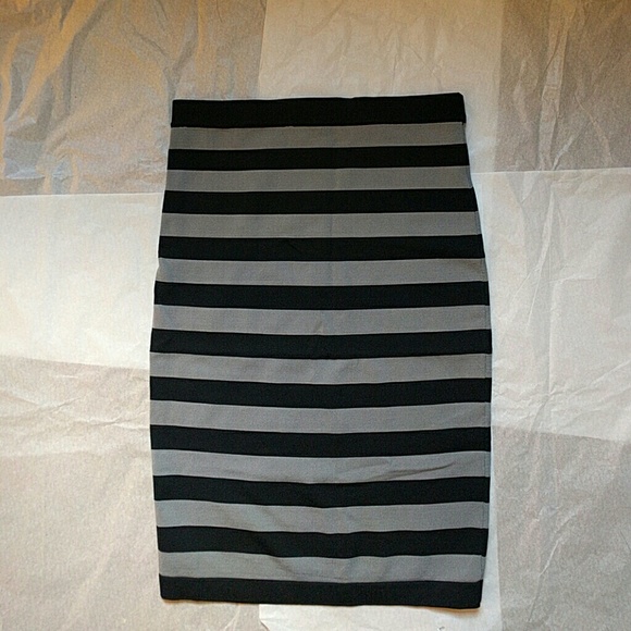 Forever 21 Dresses & Skirts - LOWEST!  Forever 21 striped knee length skirt