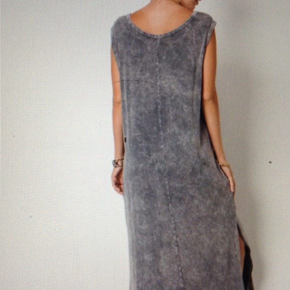 SLEEVELESS MAXI DRESS - Picture 3 of 3