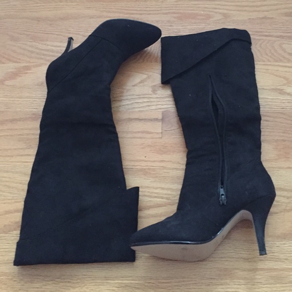 High heel boots