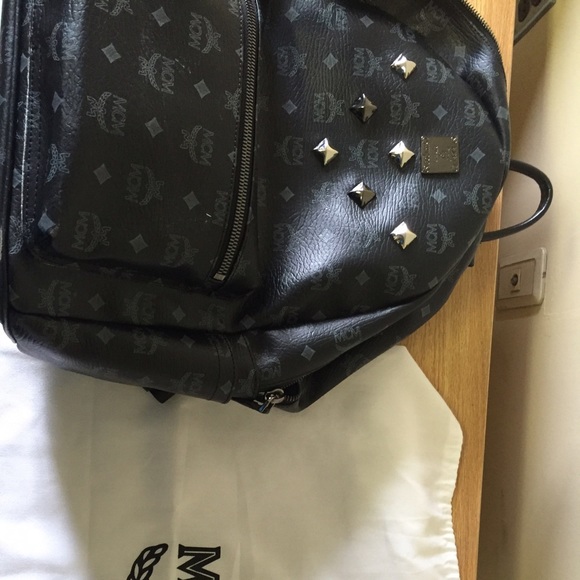 MCM real back pack main image 4