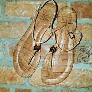 Final price⬇Tory Burch Emmy's in tan croc print