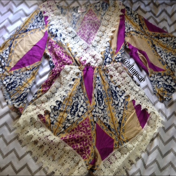 "Island Gal" romper - Picture 2 of 2