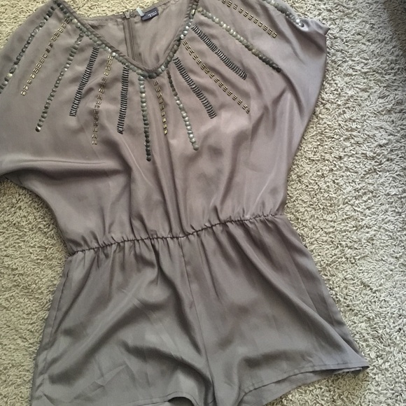 Brand new sparkle and fade taupe romper!!