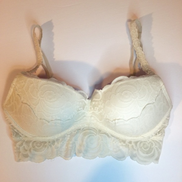 🚫SOLD‼️Lace Bralette Push up