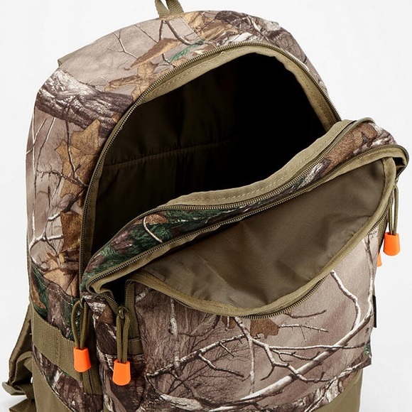 Urban Outfitters Fieldline Camouflage Backpack main image 4