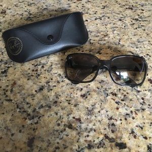 Ray-Ban Brown Tortoise Women's Sunglasses RB 4068