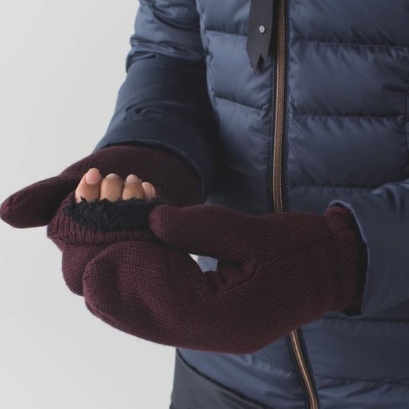 Lululemon Snow Amazing Mittens Sherpa new - Picture 4 of 4