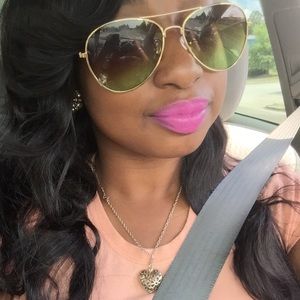 Meet your Posher, Diamond