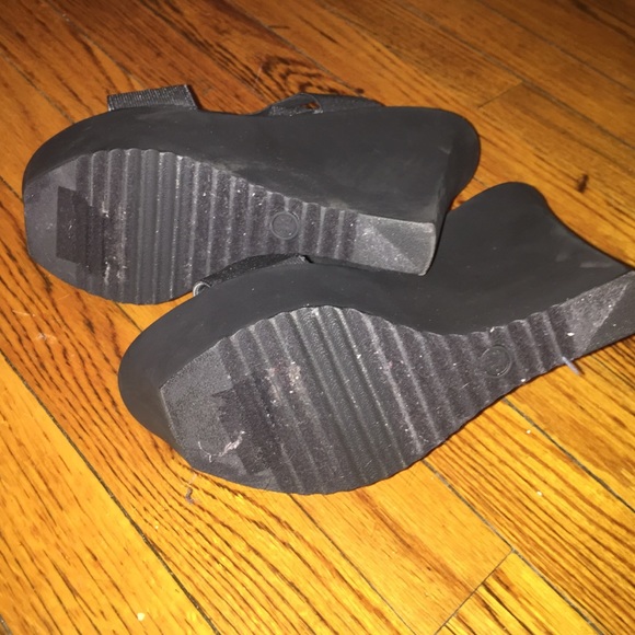 Wedges - Picture 3 of 4