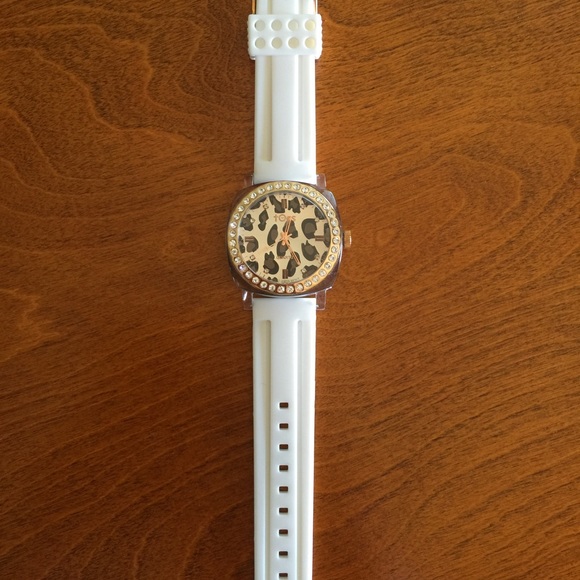 TOCS Watch - Picture 2 of 3