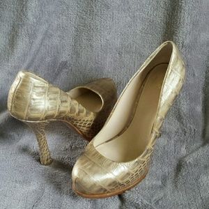⏳️CLEARANCE- Joan & David heels, sz 7