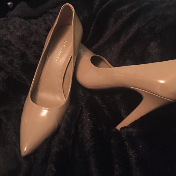 BCBG nude pumps