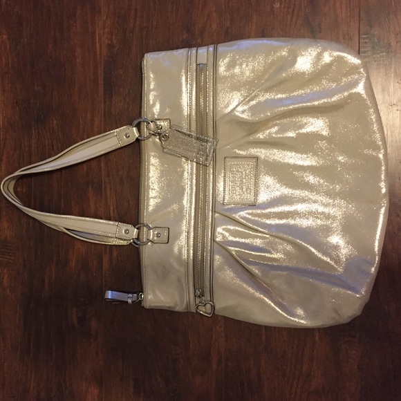 NWOT Coach Poppy Daisy Metallic Large Tote Purse