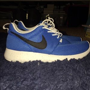 Blue Nike Roshe Runs