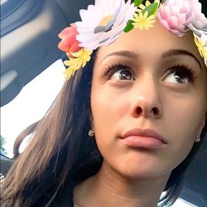 Meet your Posher, Kalia