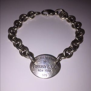 AUTHENTIC- TIFFANY & CO sterling silver bracelet
