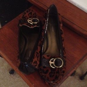 9.5 animal print shoes