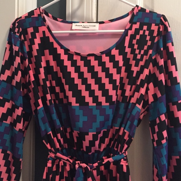 Geometric Pattern Dress - Picture 3 of 3