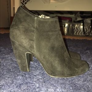 Steve Madden Black Suede Booties
