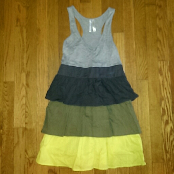 Ombre yellow O'Neil dress.