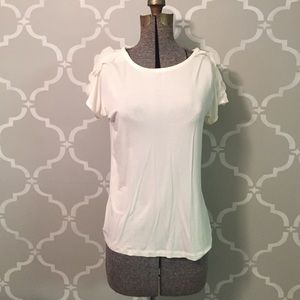 🔥Flash Sale🔥 White shirt blouse ruffle sleeve M