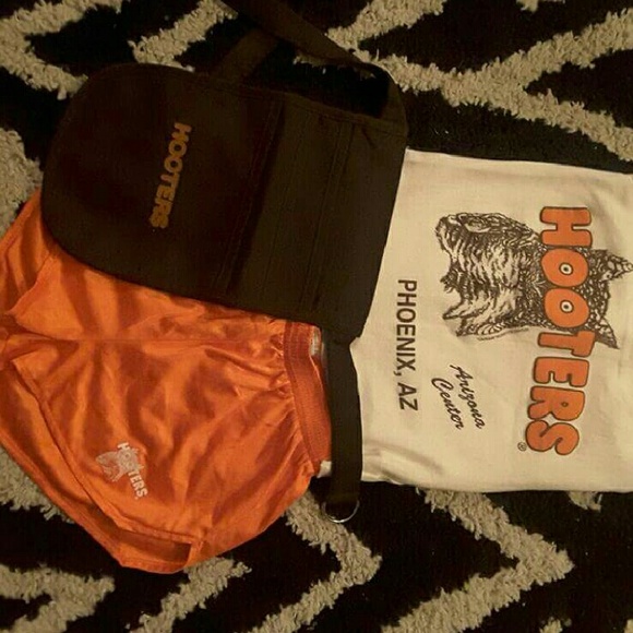 HOOTERS uniform xs 3 piece set Arizona