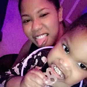 Meet your Posher, Rebecca