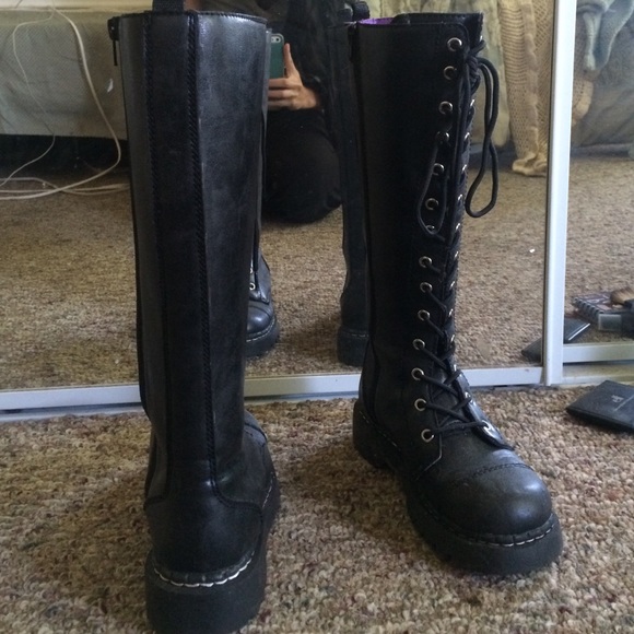 Lace up boots - Picture 4 of 4