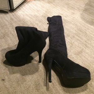 Black Knee High Pump Boots
