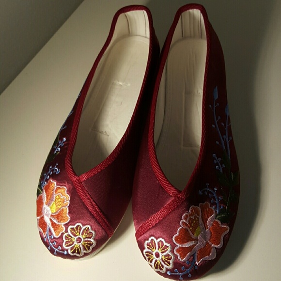 Flats, silk upper, cotton sole, hand made