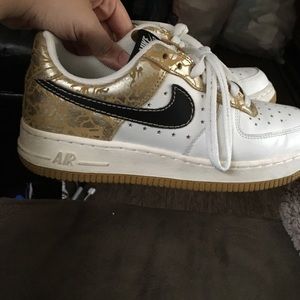 Nike Low Air Force 1's