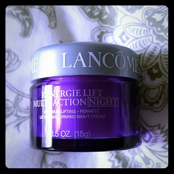 NWOTLancome Regenerie Lift Multi-Action Night .5oz