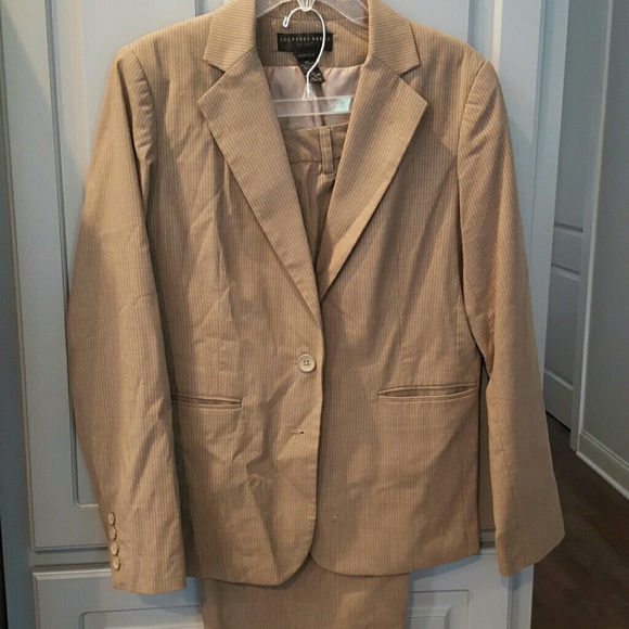 Women's Pant Suit