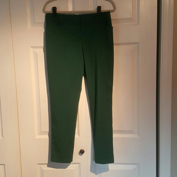 The Limited drew fit cropped pant!