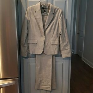 Women's Pant Suit