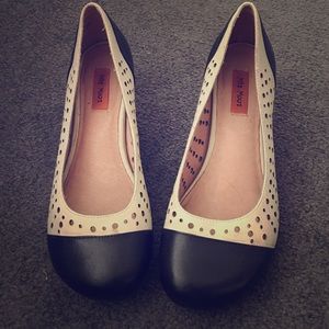 black and cream vintage style heels