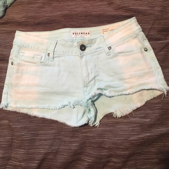 Shorts - Picture 1 of 2