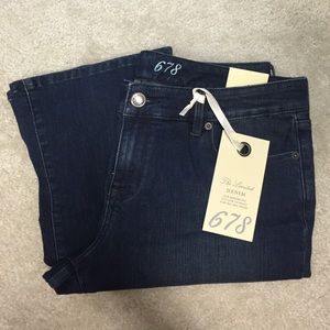 The Limited Jeans size 14 BNWT