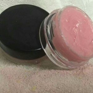 Strawberry kiwi lip glosses( 2)