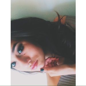 Meet your Posher, Isabelle