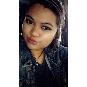 Meet your Posher, Camille