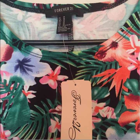 Forever 21 dress NWT - Picture 2 of 3