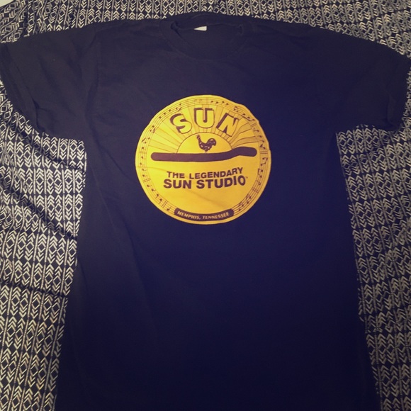 The Legendary Sun Studio size men's small t shirt
