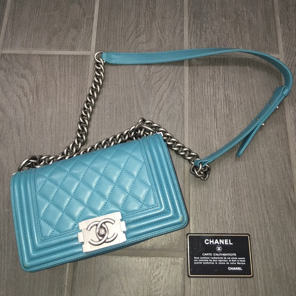 CHANEL Handbags - 👜 SOLD 👜
