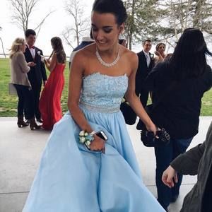 Meet your Posher, Mikaela