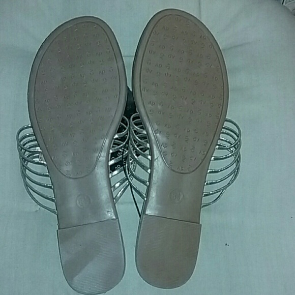 Brand new slip on sandals - Picture 2 of 2