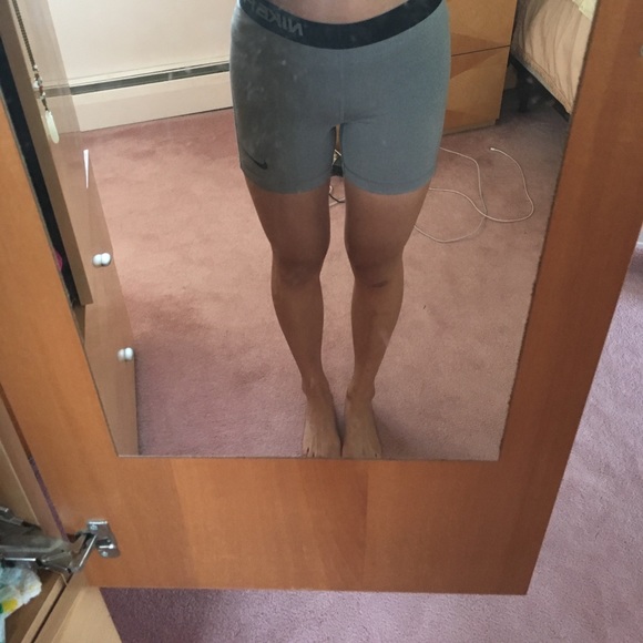 Nike Pro Compression Shorts (black/gray) - Picture 3 of 3