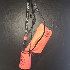 Brand new fanny pack& drink holder!