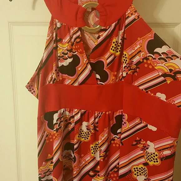 Red blouse - Picture 2 of 3